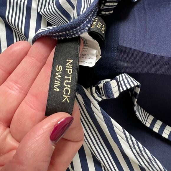 Niptuck Swim Women Plus Size 16 Tankini Navy White Stripe Multi Fit Cup Nautical - Picture 7 of 9